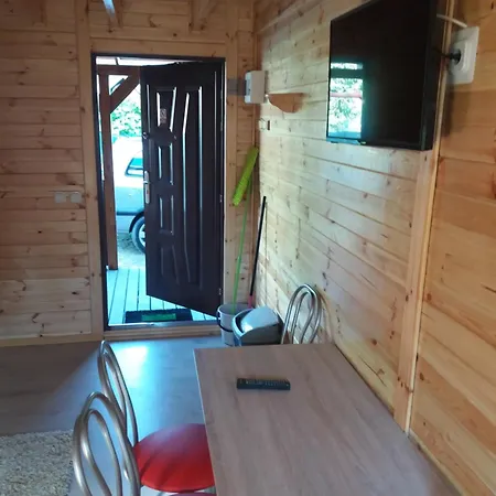 Hotel Domki i pokoje ,,Pod Palmami w centrum Okuninka Zewnętrze zdjęcie