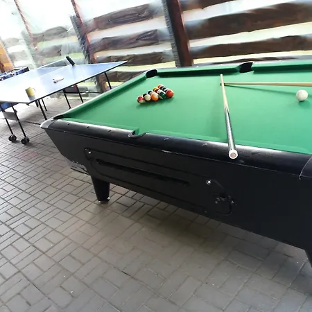 Domki I Pokoje ,,Pod Palmami
